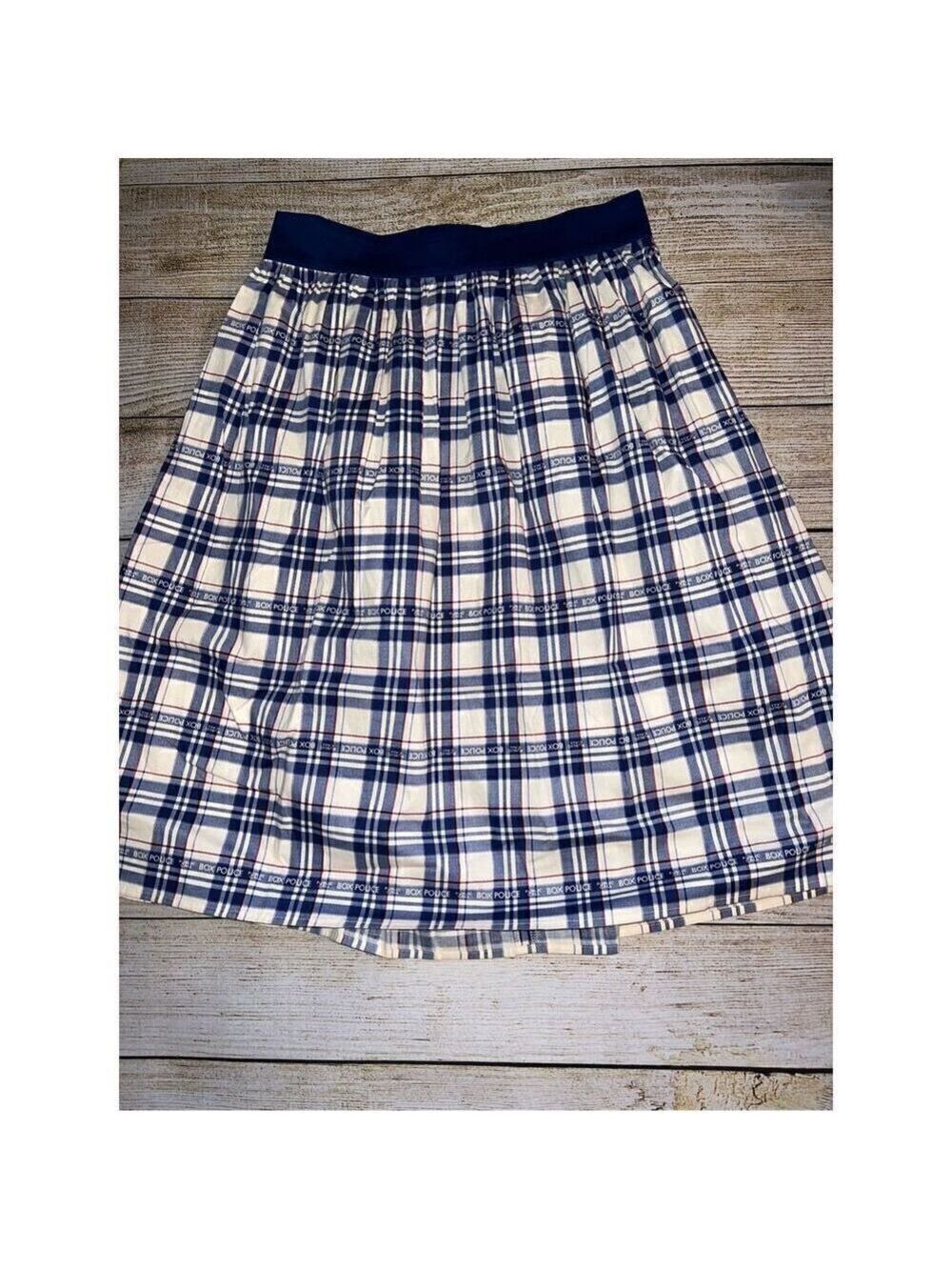 Her Universe Doctor Who Plaid Skirt (Med) - Picture 4 of 10